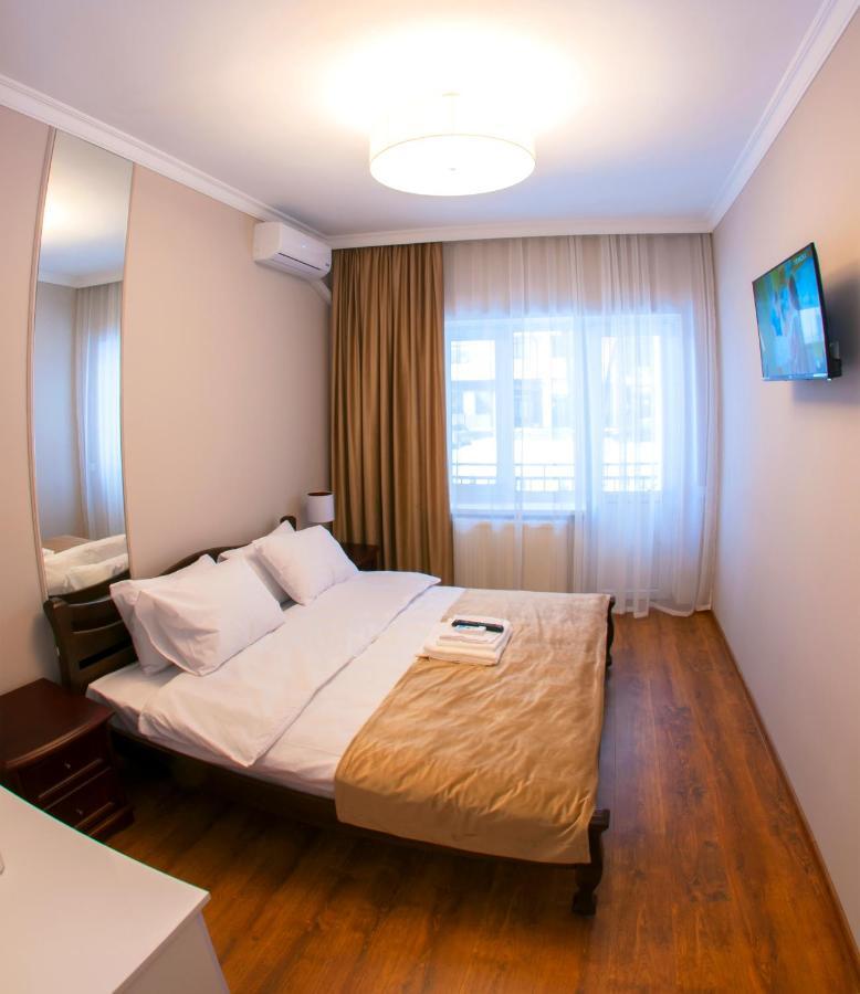 Hotel Embrace à Trouskavets Extérieur photo